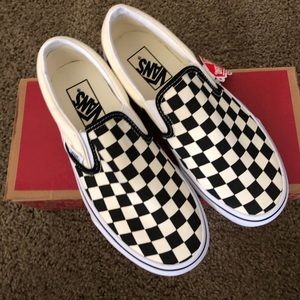 NEW checkerboard Vans